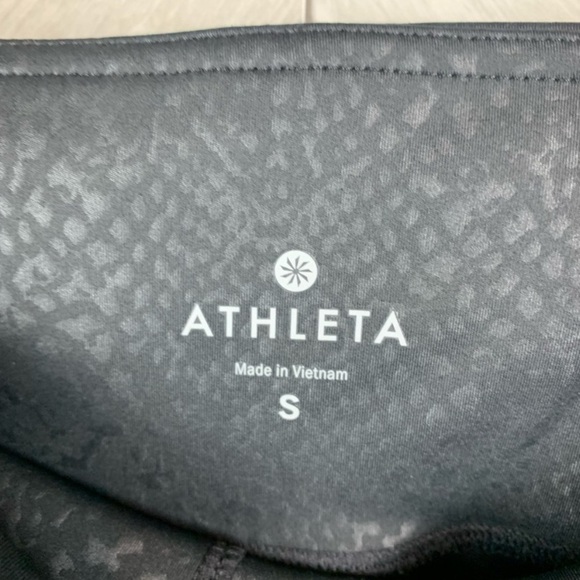 ATHLETA Snakeskin Sm. black leggings ✨ ✨ high rise - Picture 3 of 4